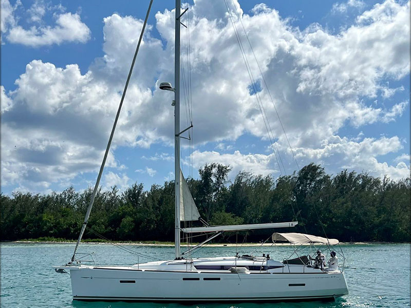 Corse Voile Location Bateau : Sun Odyssey 419